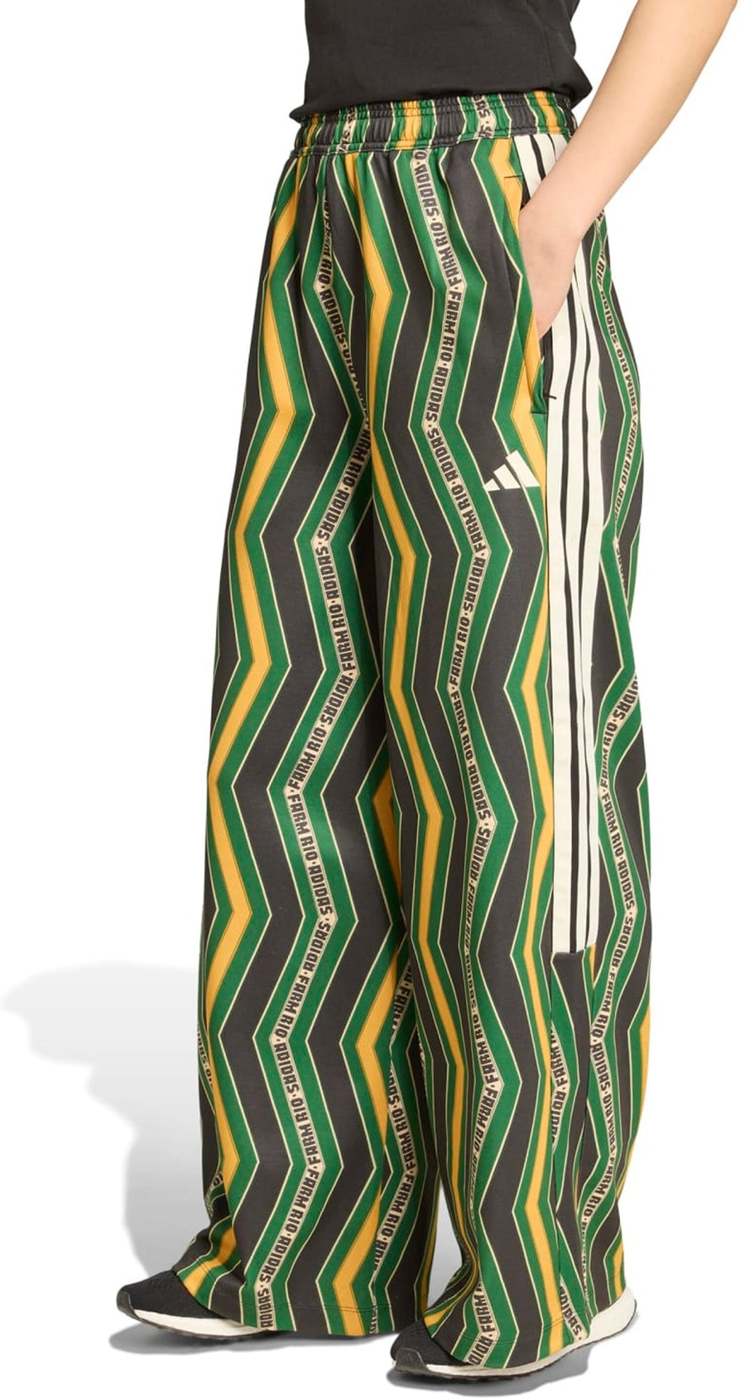 Adidas Jogginghosen  grün