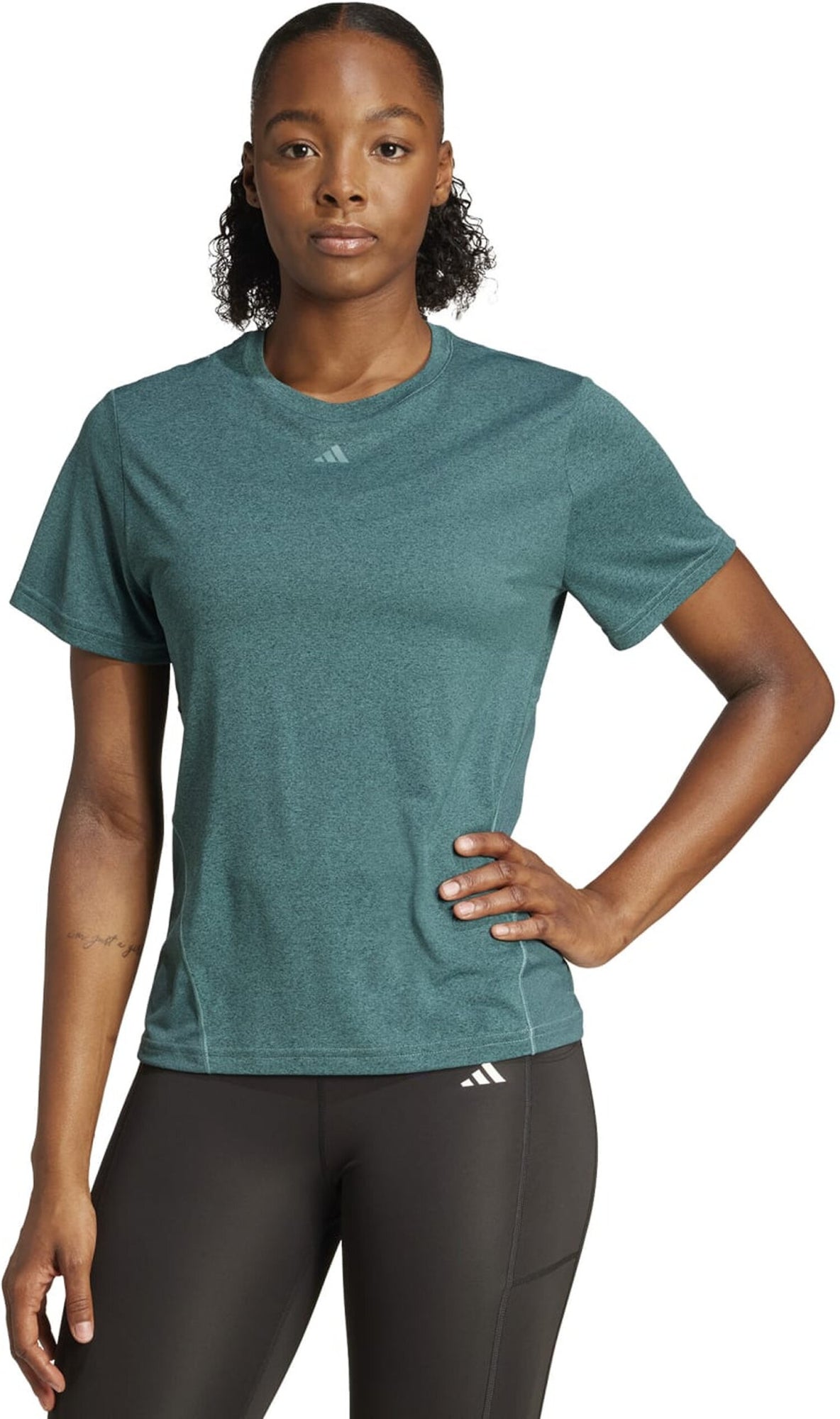 Adidas T-Shirts  grün