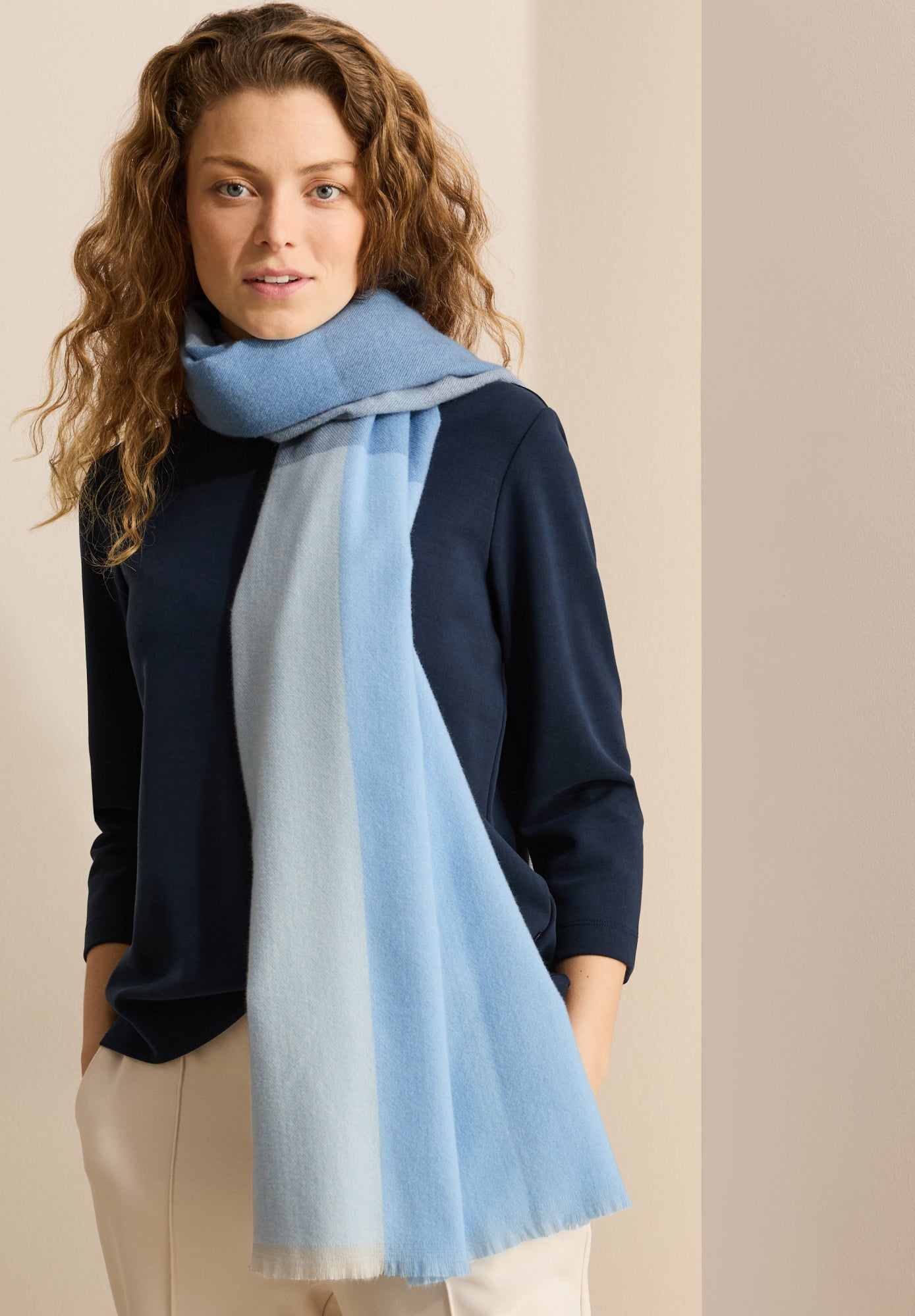 Cecil Tücher hellblau