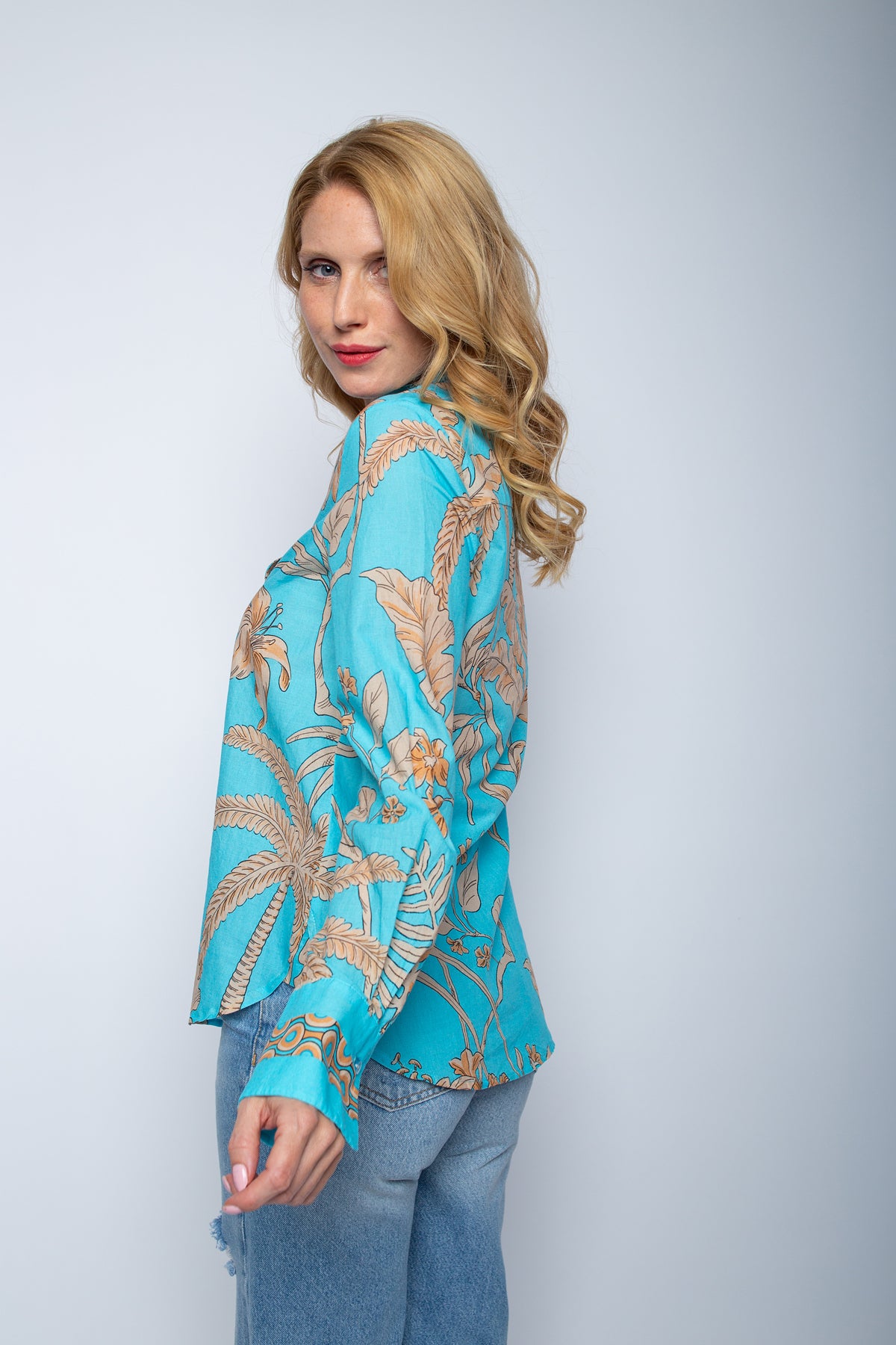 Emily van den Bergh Blusen hellblau