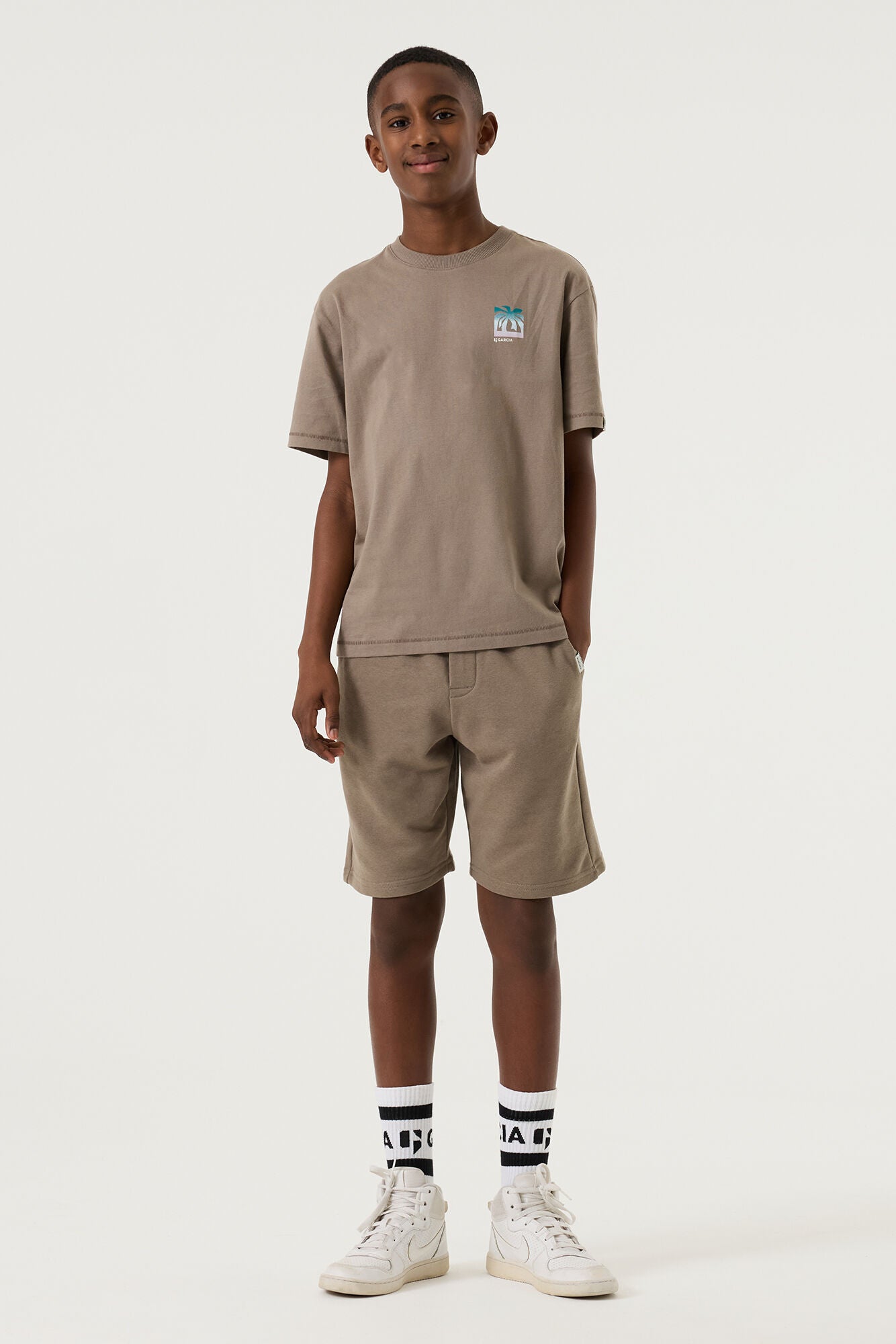 Garcia Jeans & Hosen braun