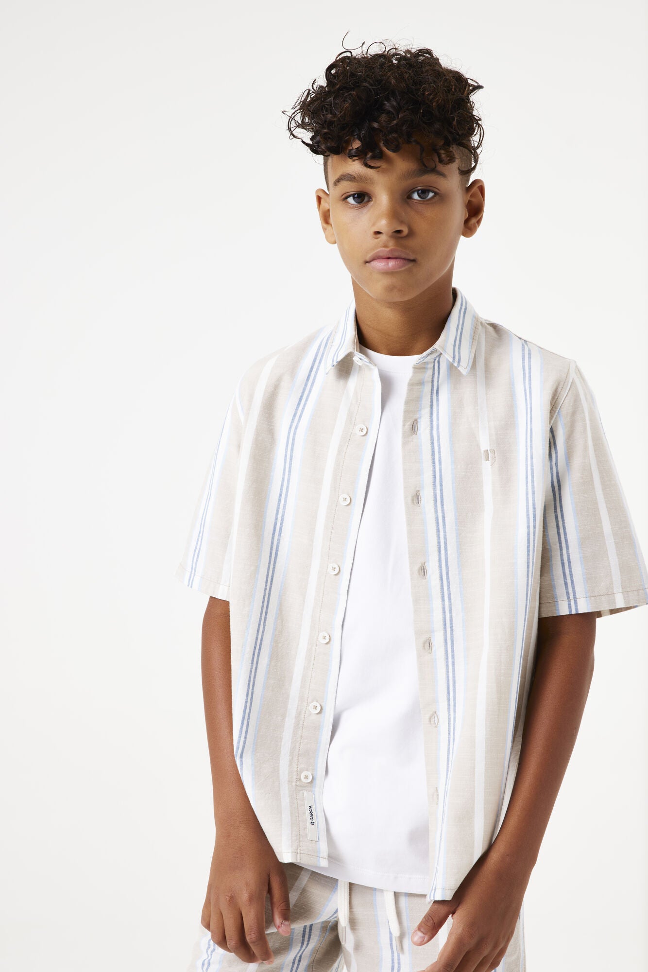 Garcia Shirts & Hemden sand