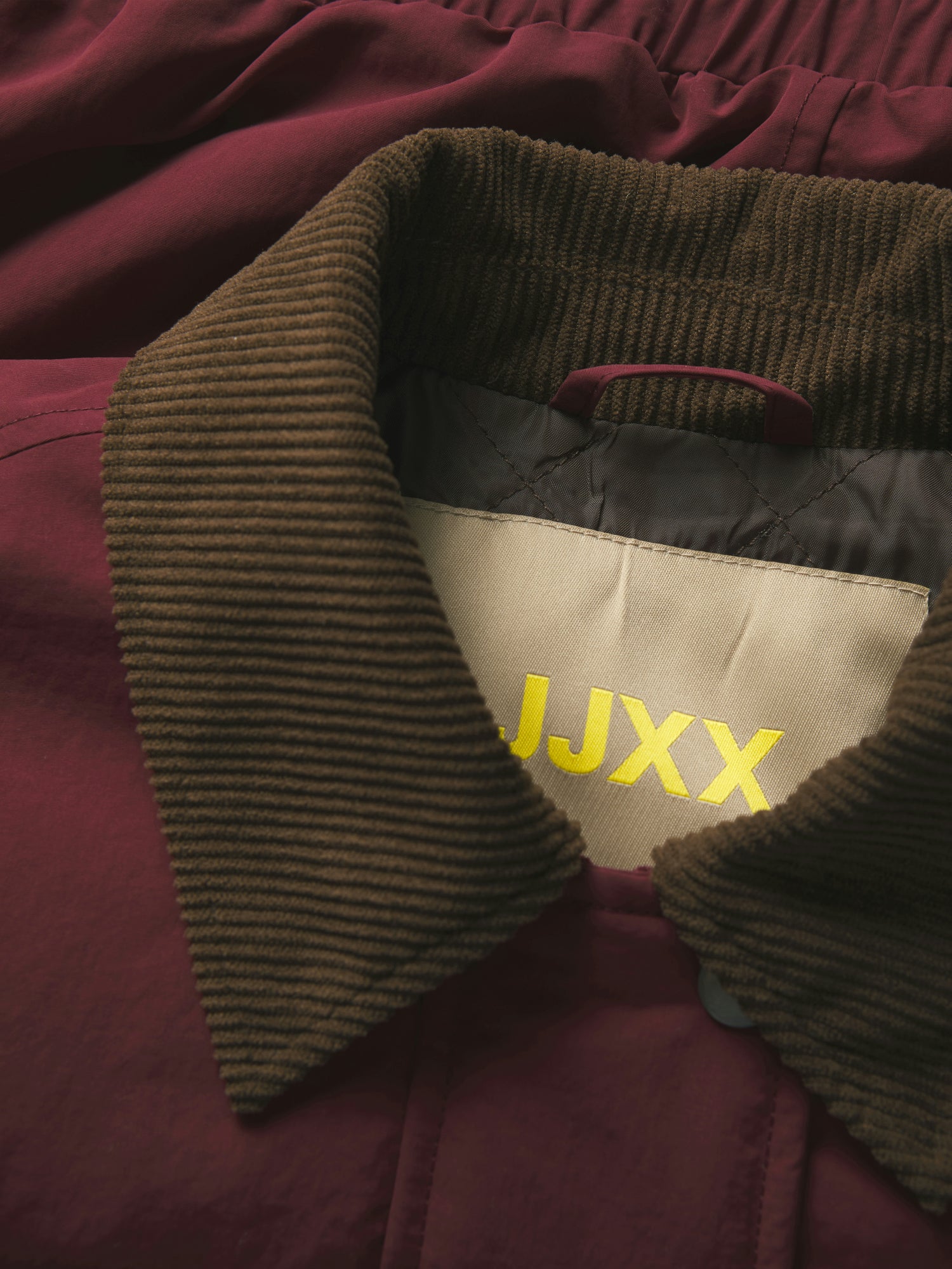 JJXX. Jacken & Mäntel  bordeaux