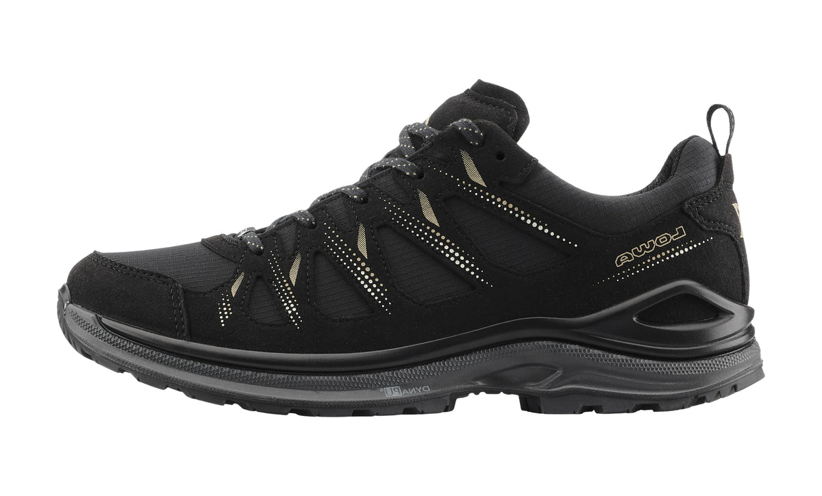 LOWA Wanderschuhe schwarz