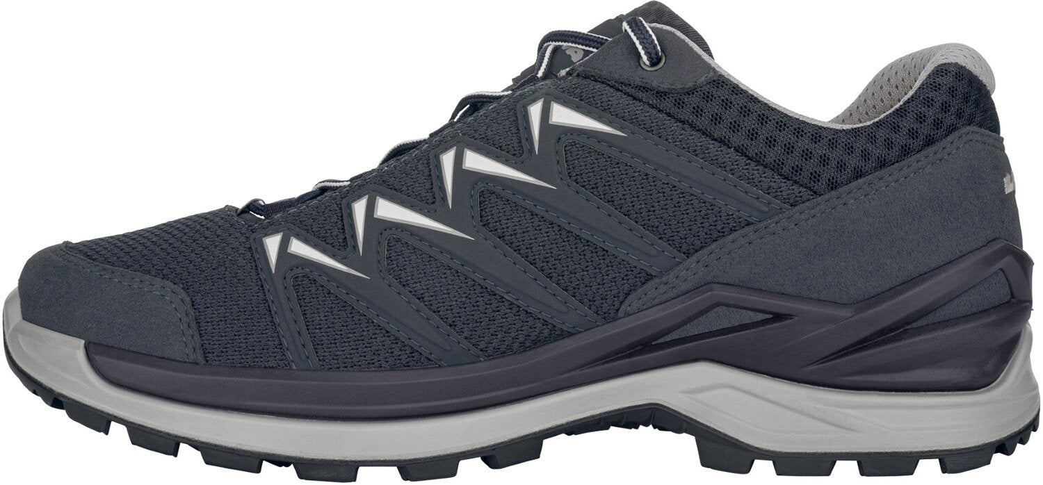 LOWA Wanderschuhe grau