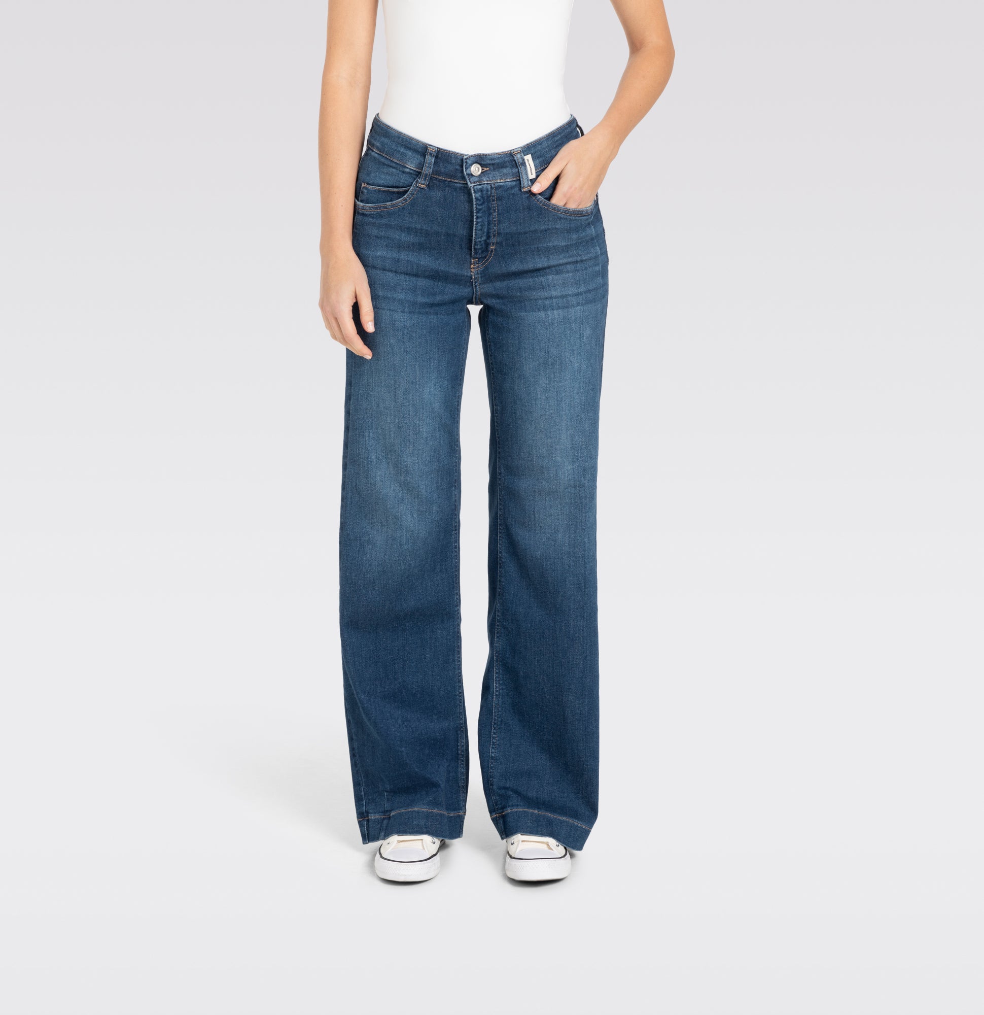 MAC Relaxed, Weit blau