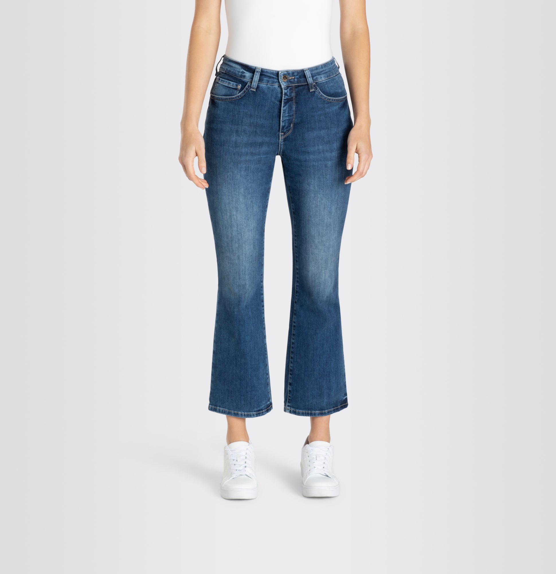 MAC Relaxed, Weit dunkelblau