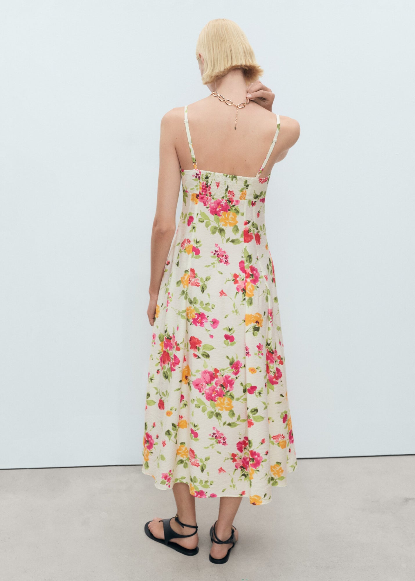 Mango Freizeitkleider bunt