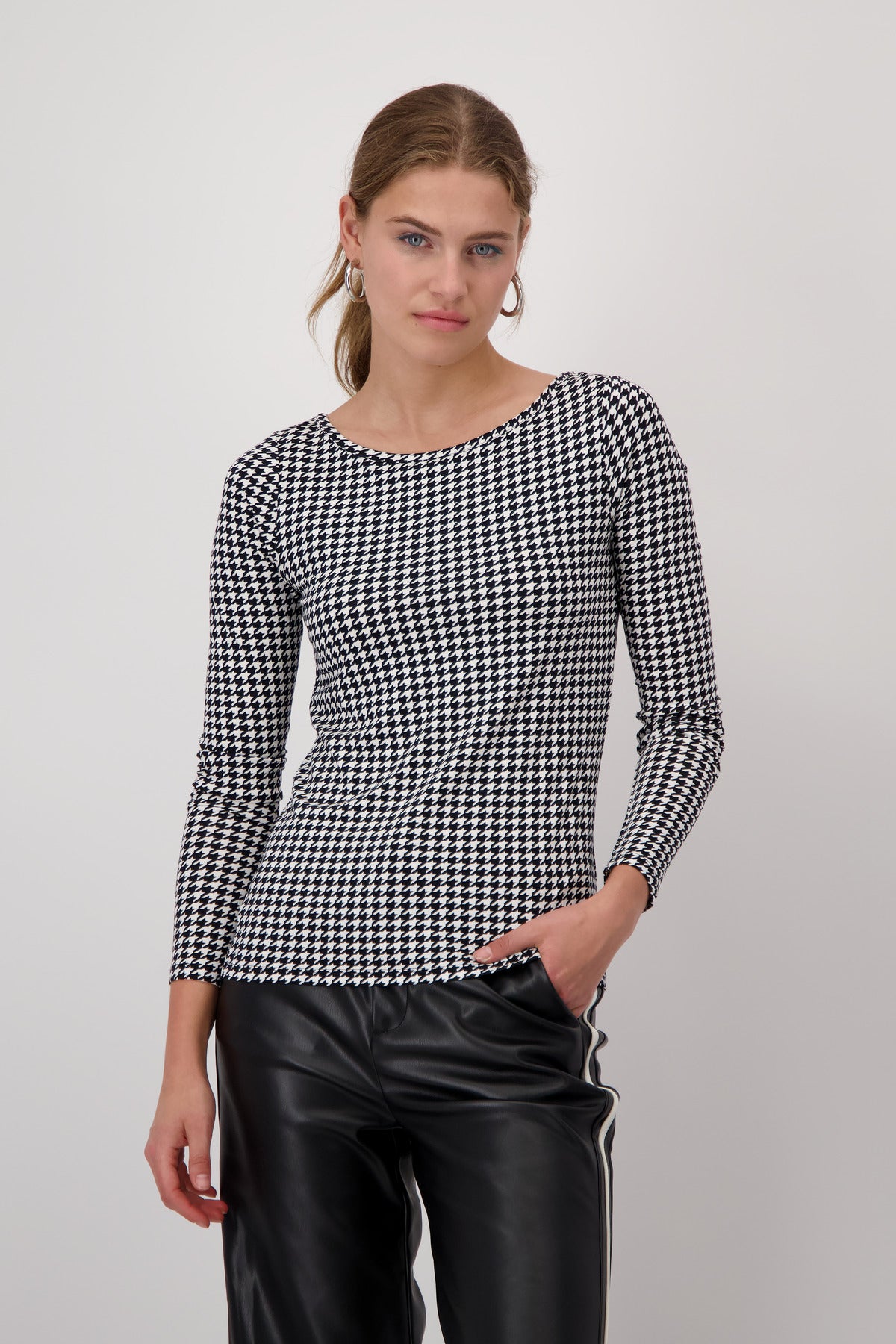 Monari Langarmshirts schwarz