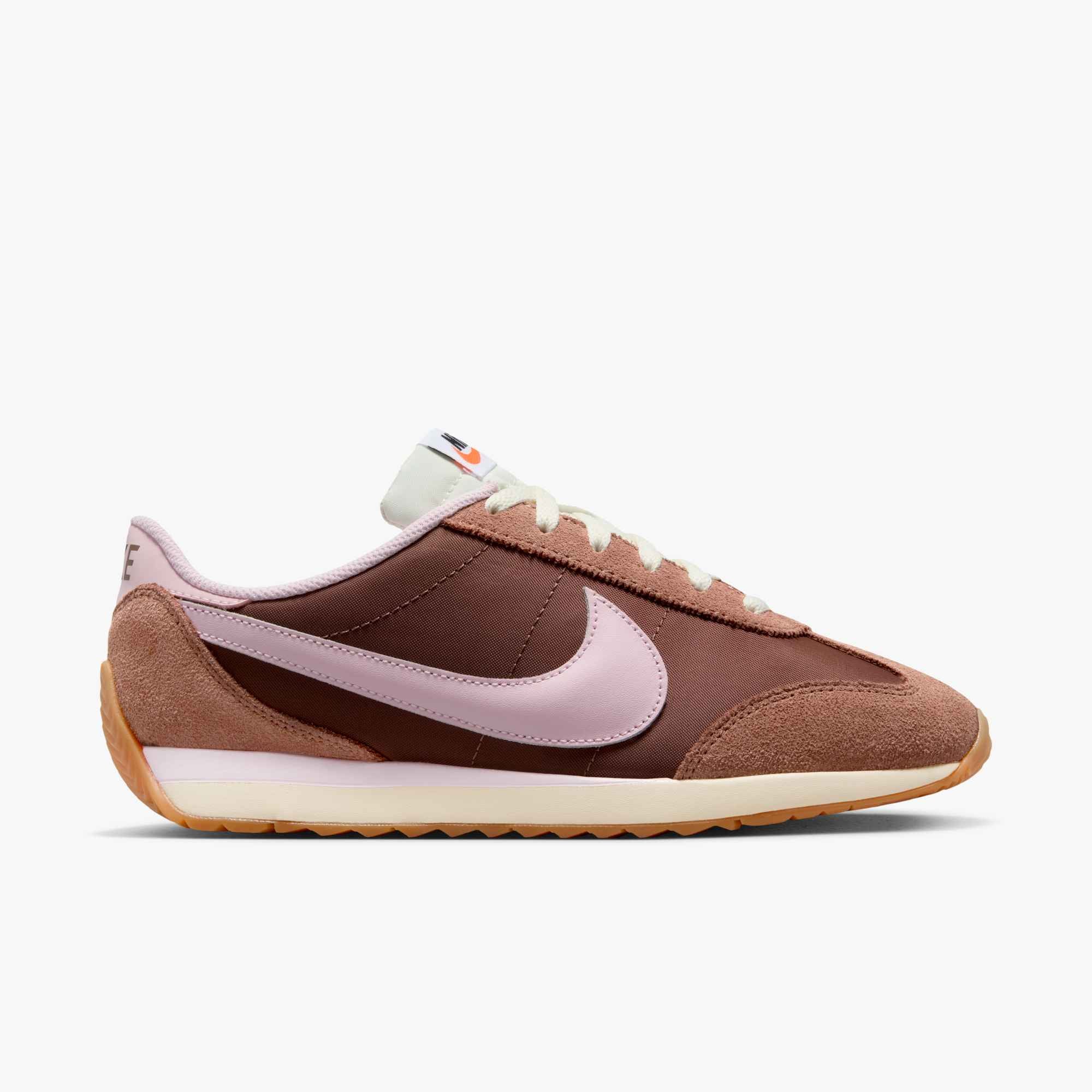 Nike Sneaker braun