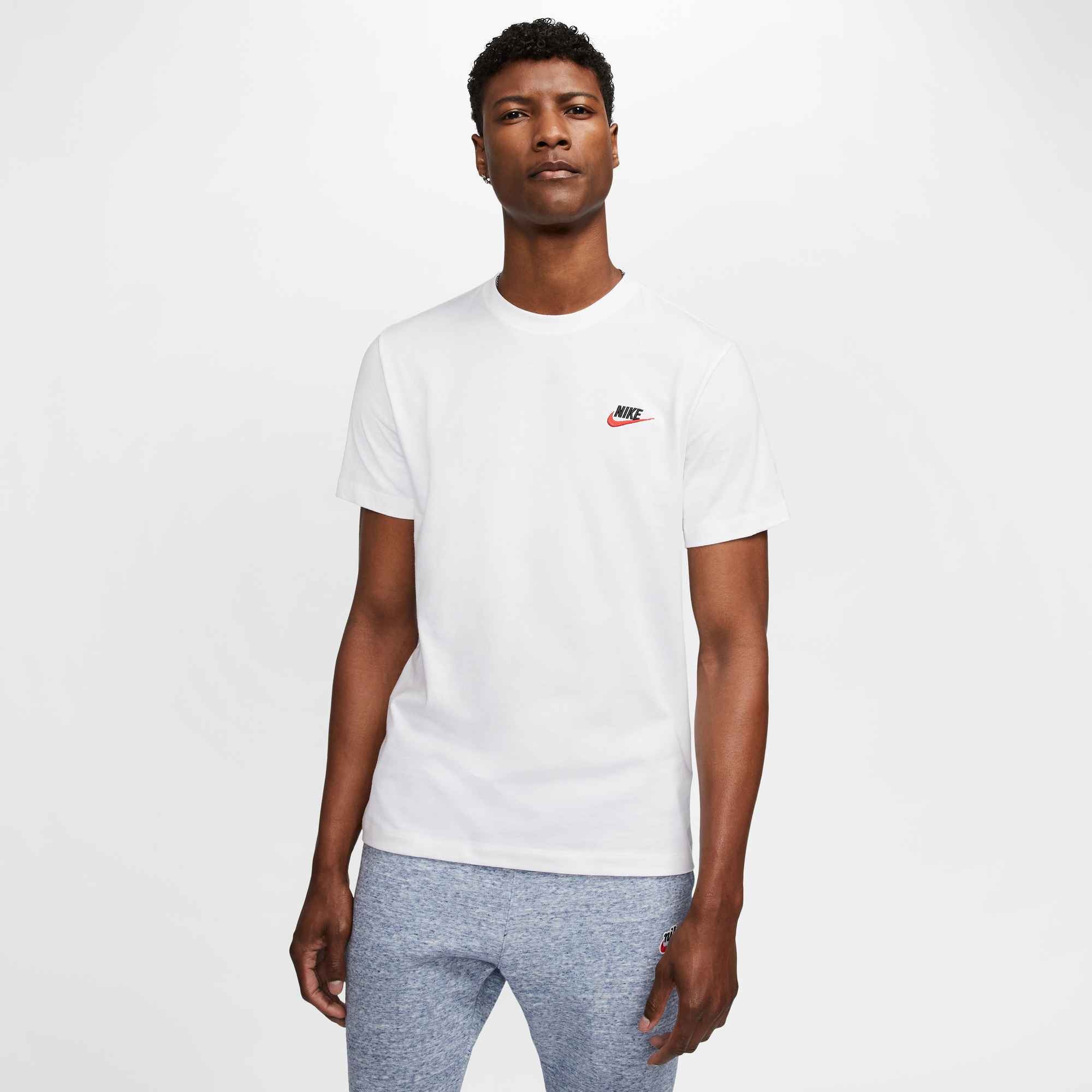 Nike T-Shirts weiß