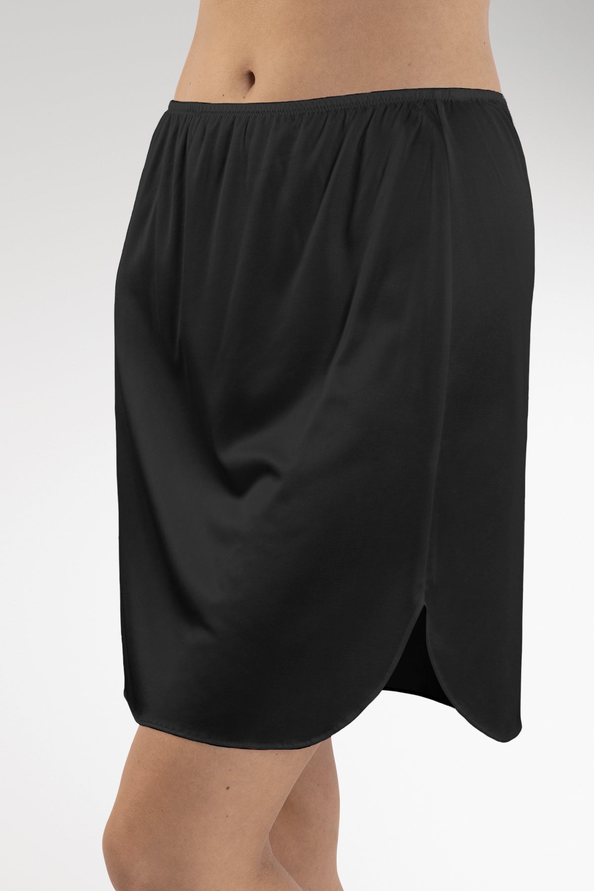 Nina von C. Unterröcke schwarz