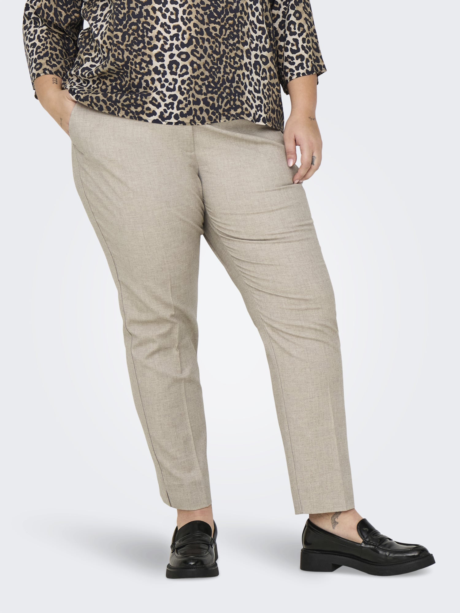 ONLY Carmakoma Businesshosen creme