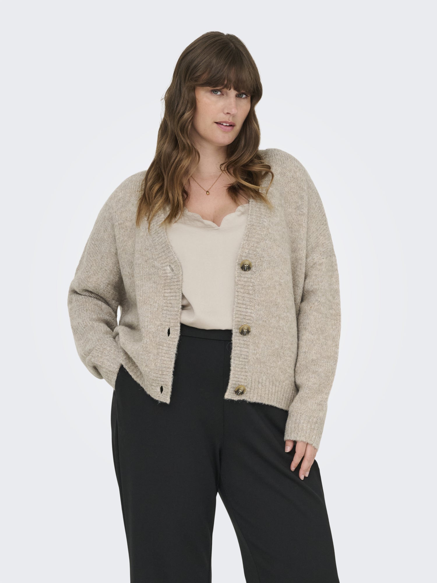 ONLY Carmakoma Strickjacken beige