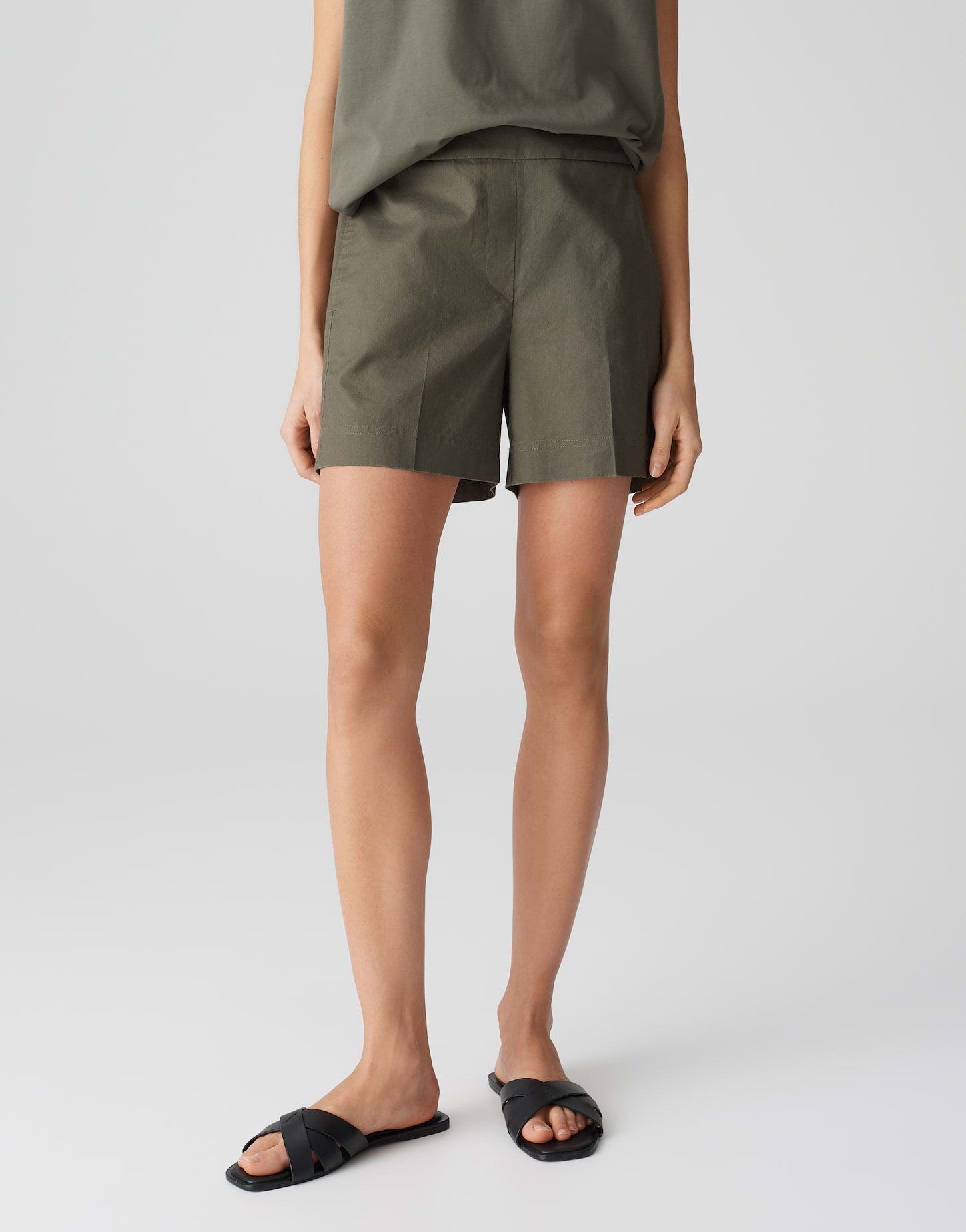 OPUS Shorts  oliv