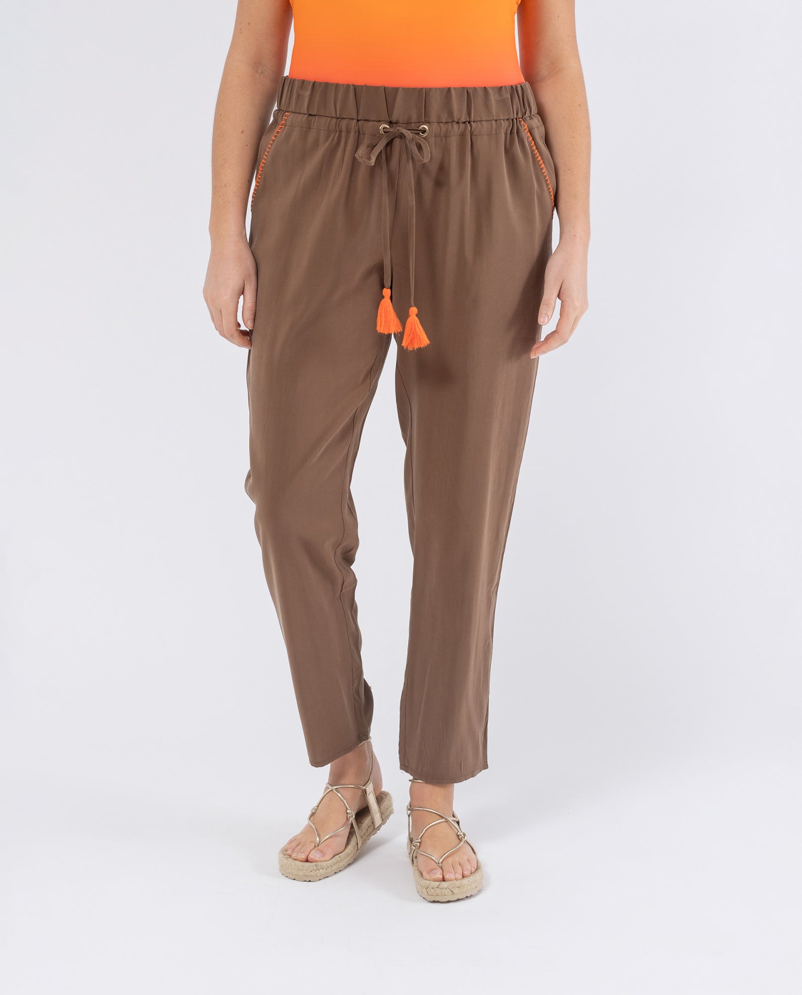 October Joggingpants braun