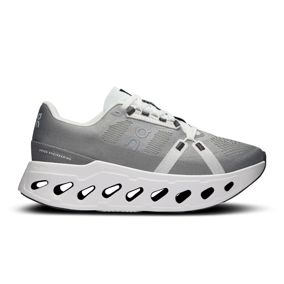 On Sportschuhe hellgrau