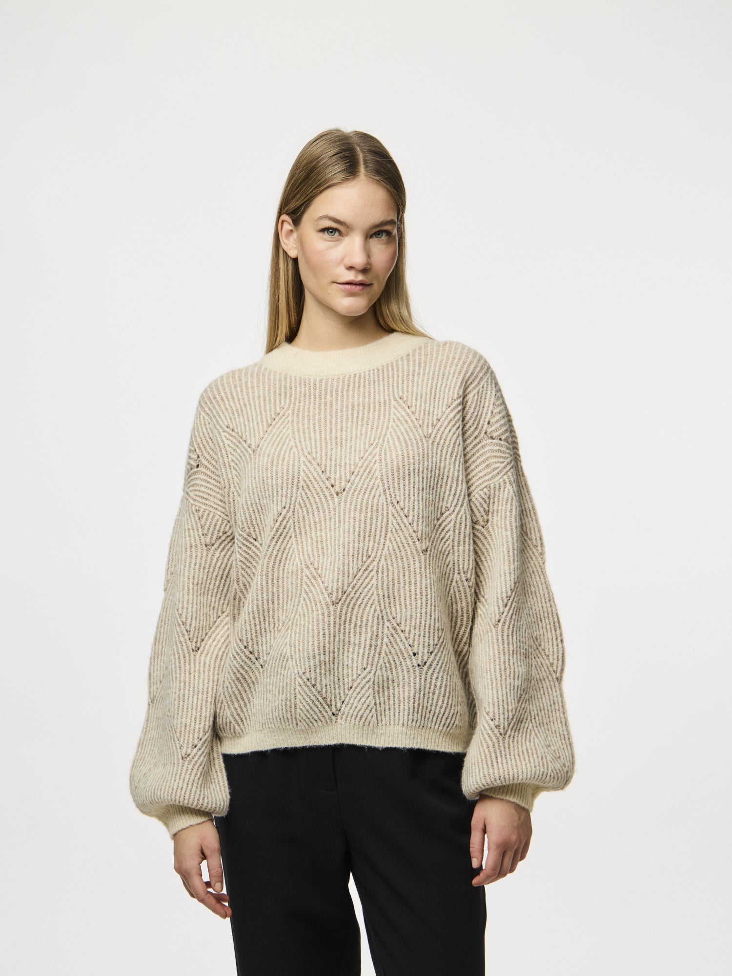 Pieces Pullover creme