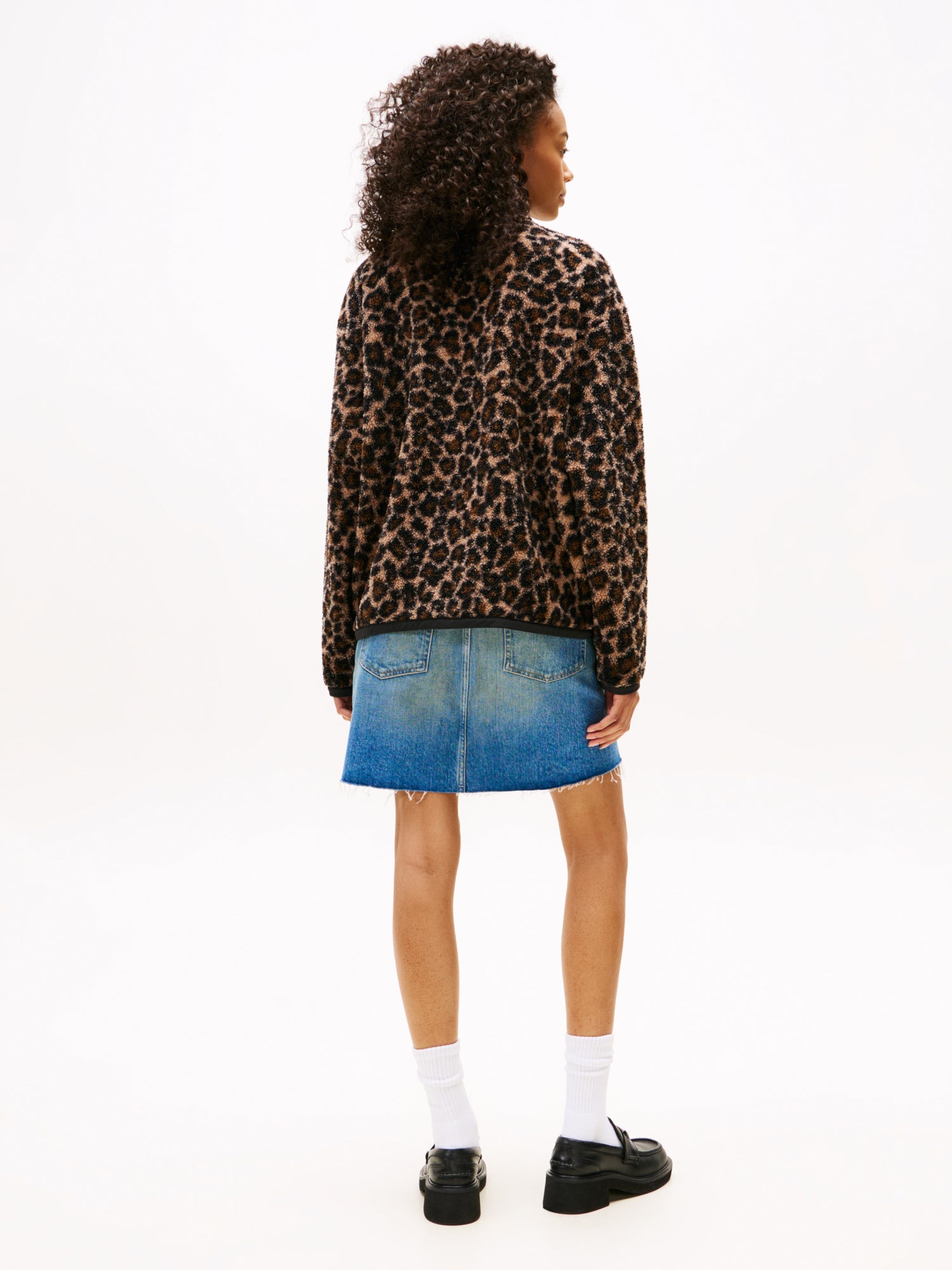 Tommy Jeans Leichte Jacken  braun