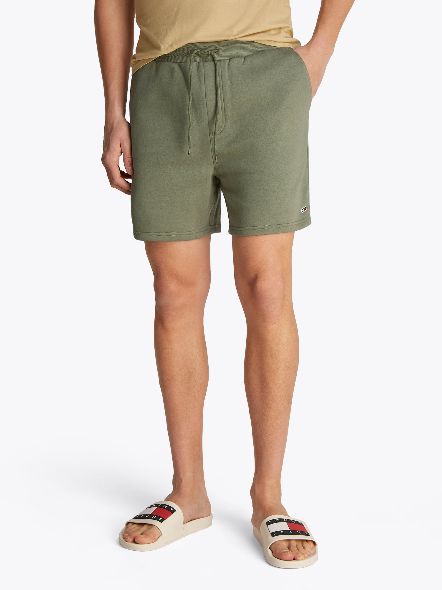 Tommy Jeans Shorts grün