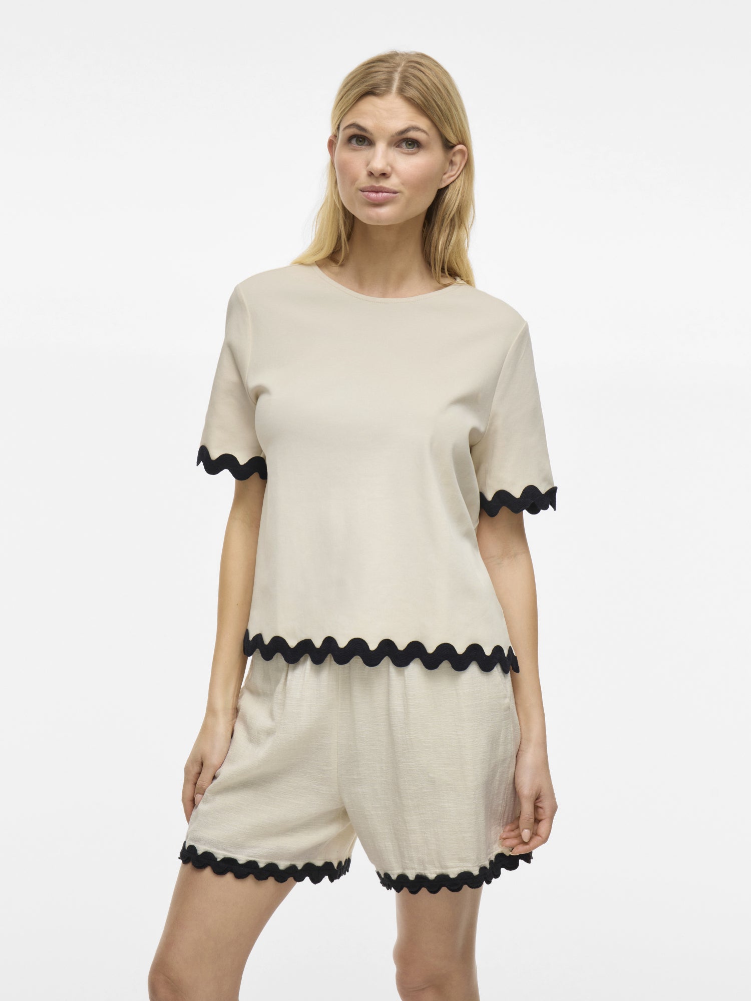 Vila T-Shirts  weiß