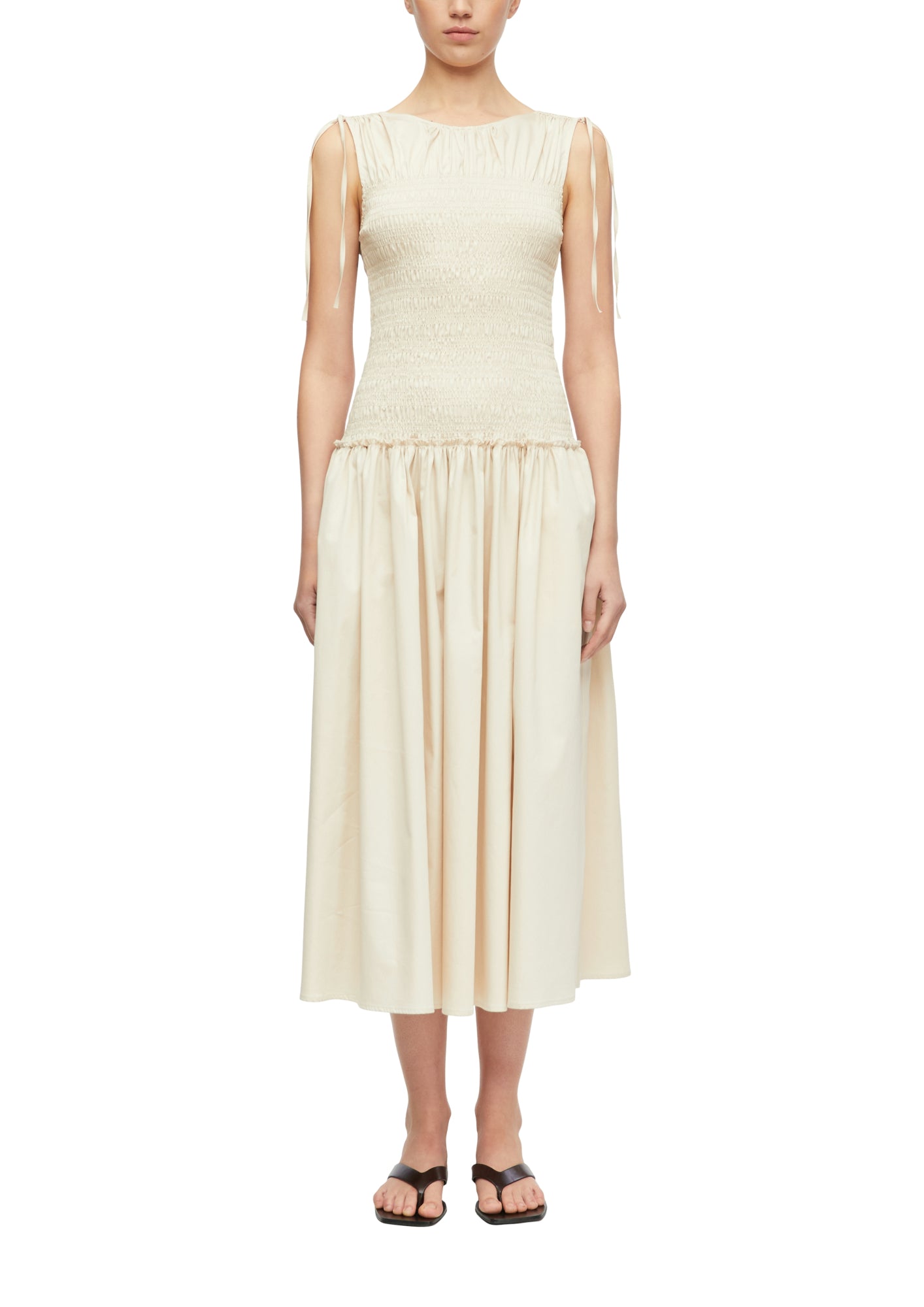 comma Kleider beige