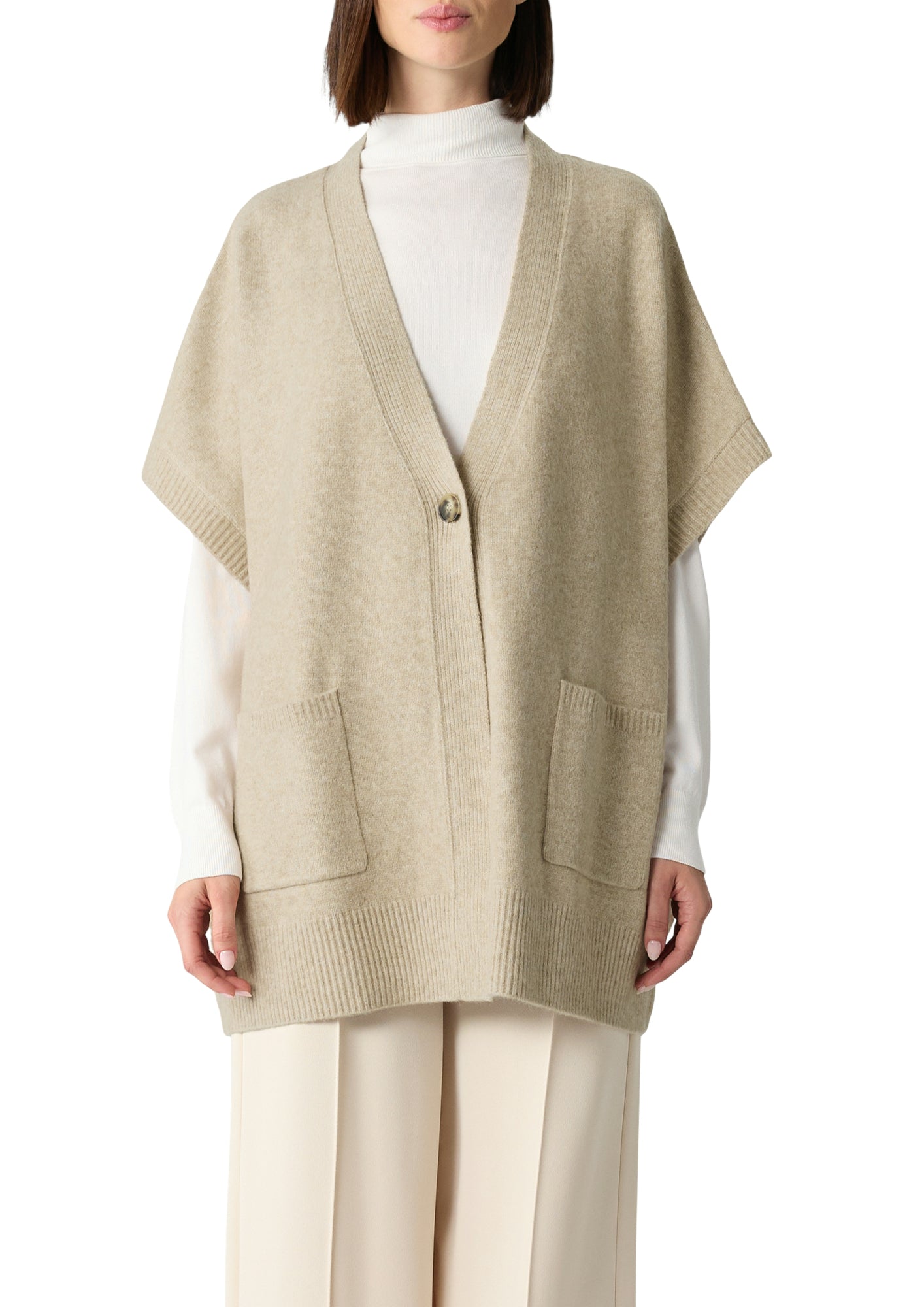 comma Ponchos, Capes beige