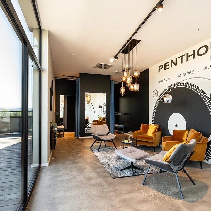 Penthouse Lounge in Cham