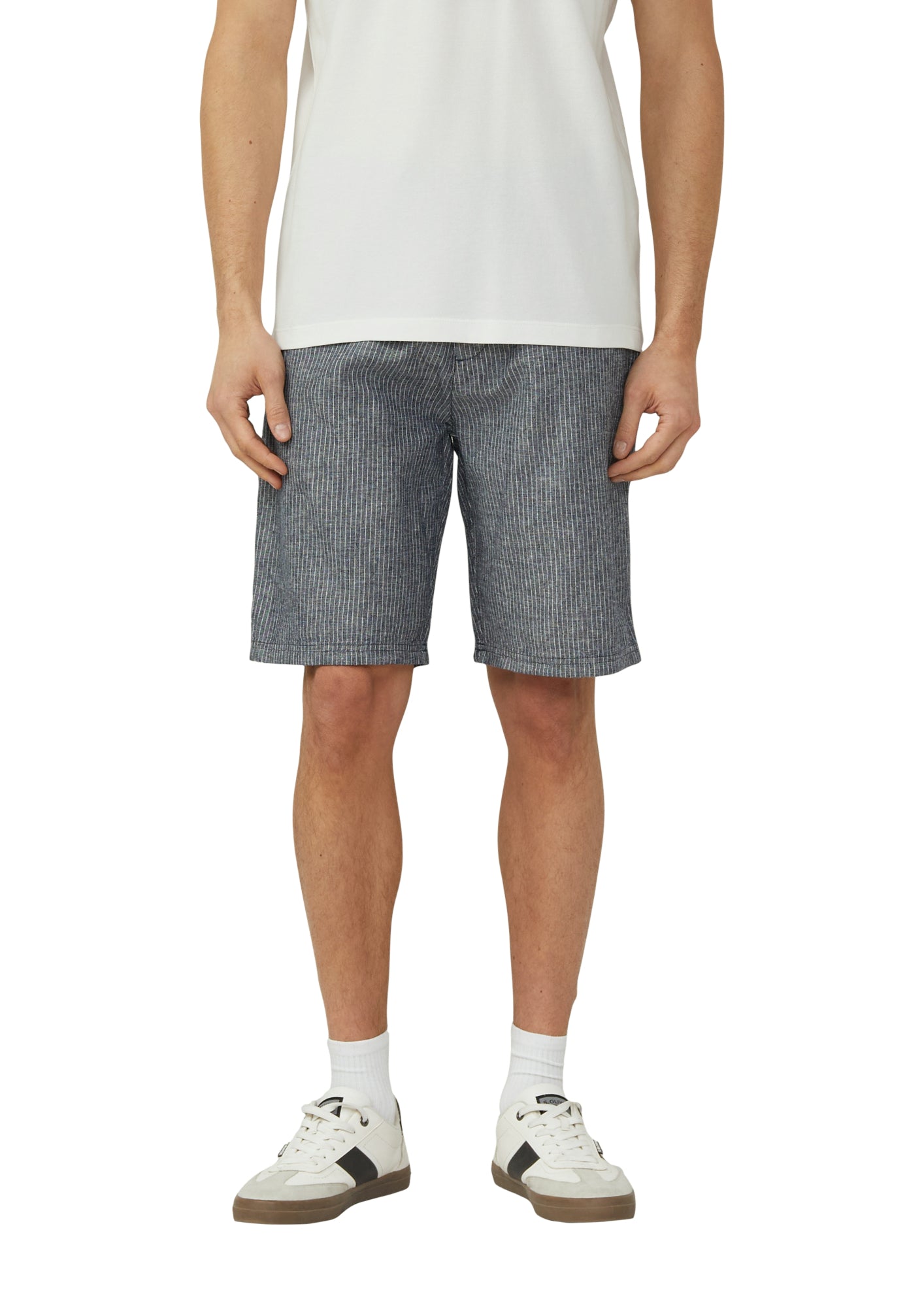 s.Oliver Shorts blau