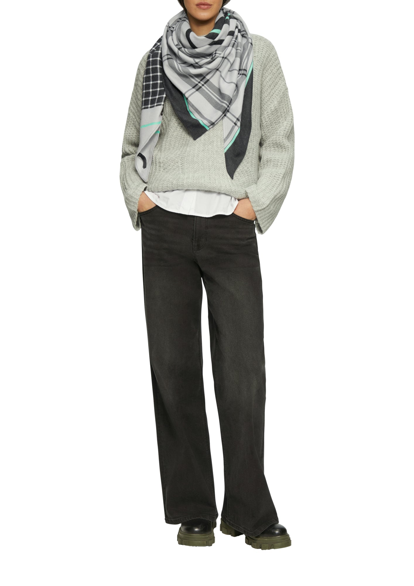 s.Oliver Tücher  grau