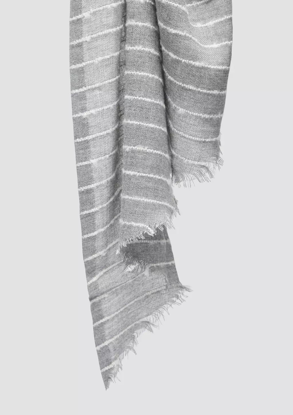 s.Oliver Tücher  grau