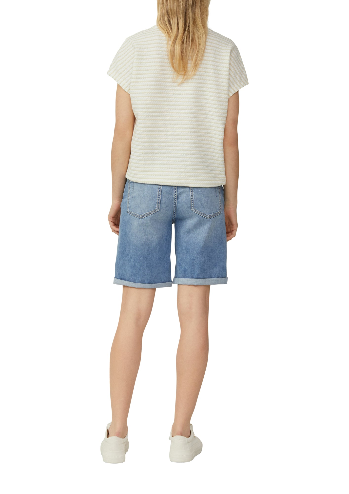 s.Oliver T-Shirts  beige