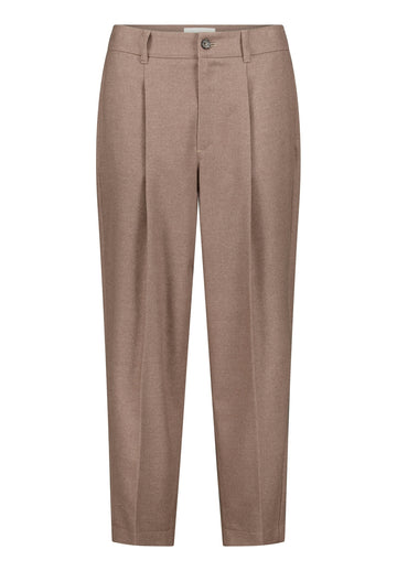 Casual-Hose in O-Linie mit Bügelfalte und Mid Waist