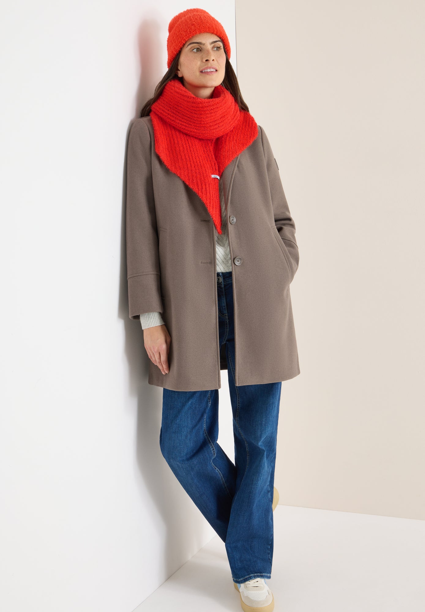 Cecil Schals  orange