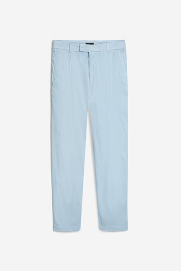 Sportliche Chino 