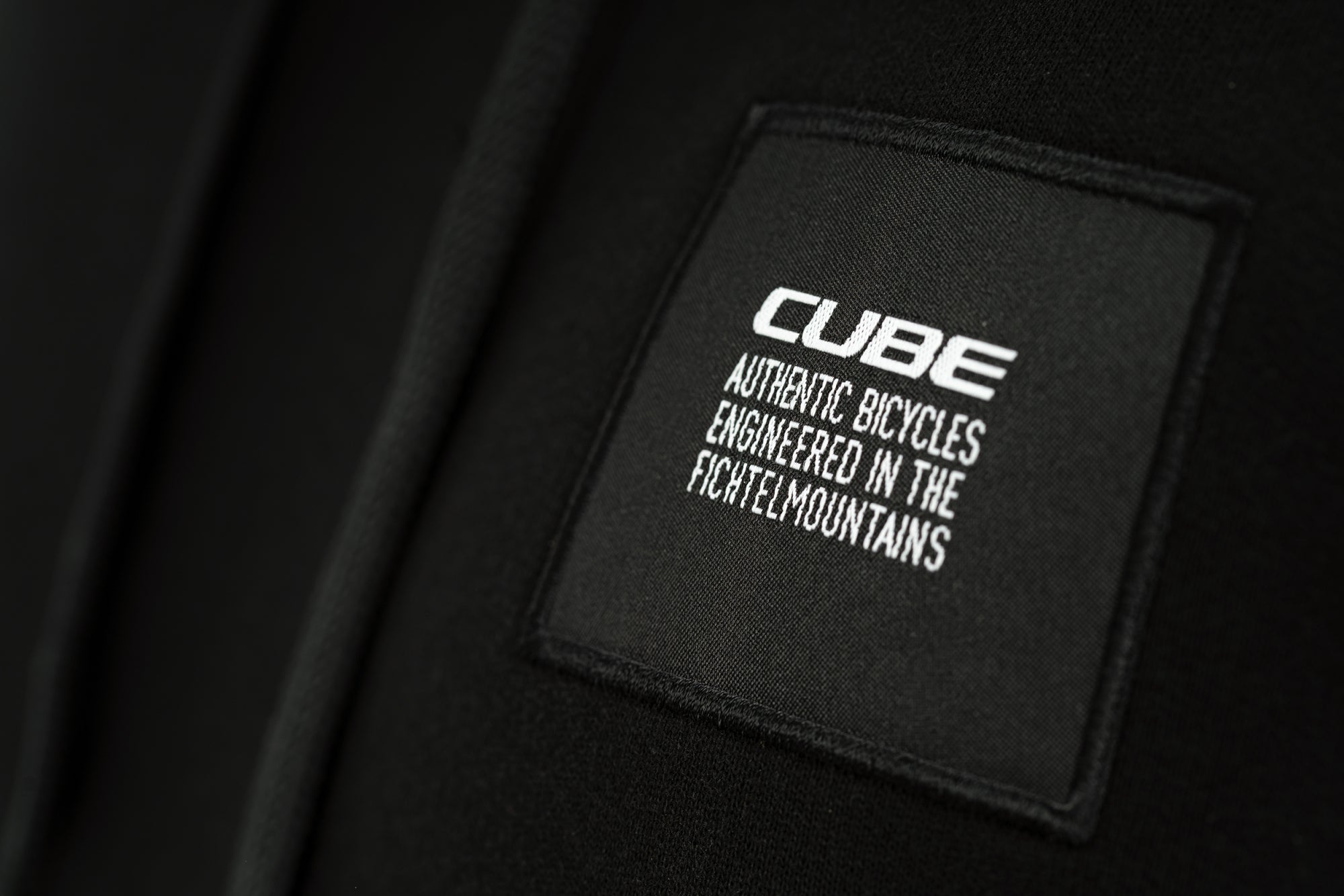 Cube Sweatshirts  schwarz