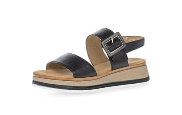 Plateau-Sandalen