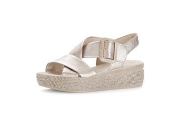 Plateau Sandalen