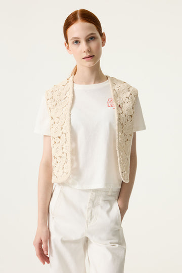 Gebrochenes weißes Gilet