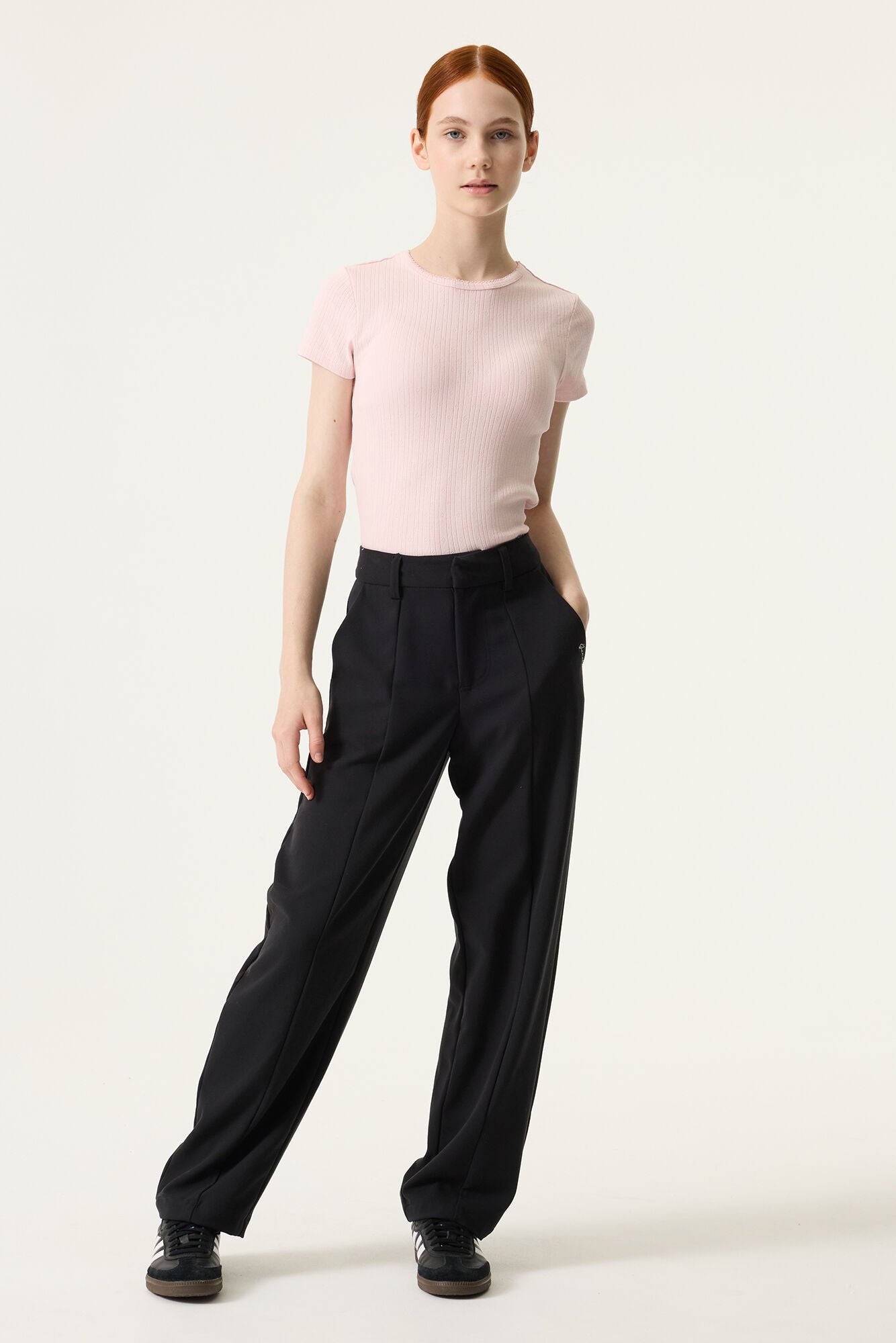 Garcia Jeans & Hosen  schwarz