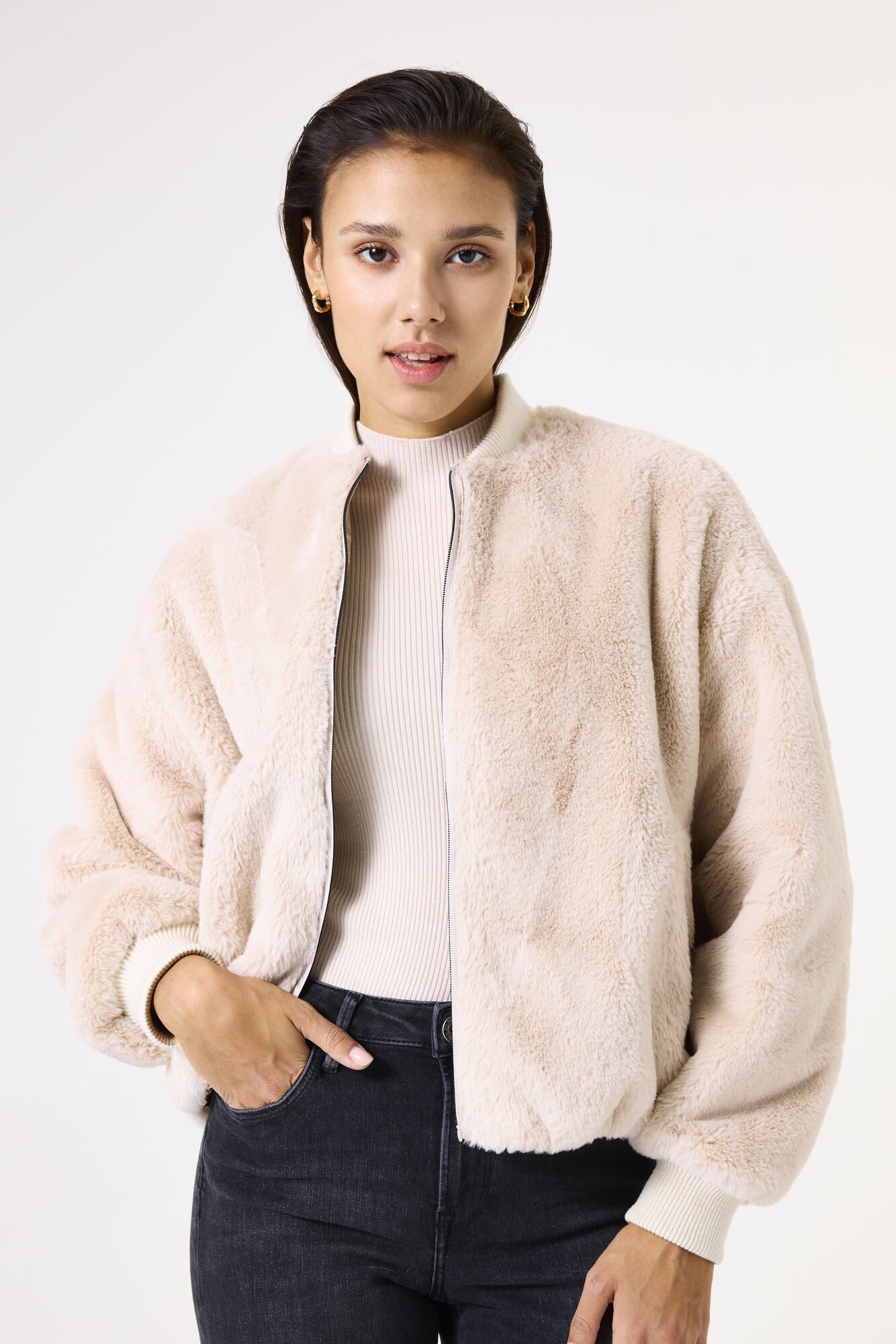 Garcia Jacken & Mäntel  beige