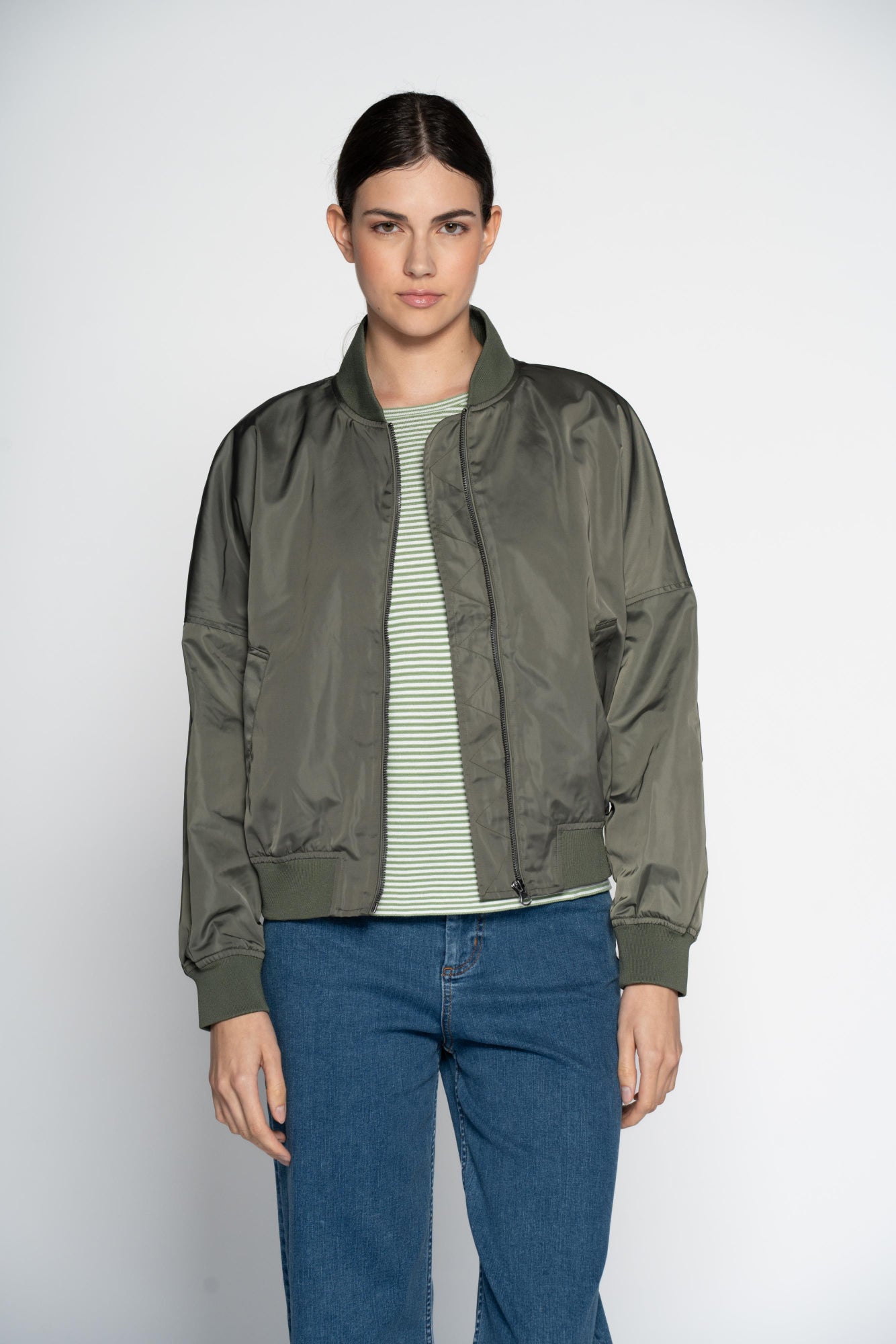 In Linea Leichte Jacken  khaki