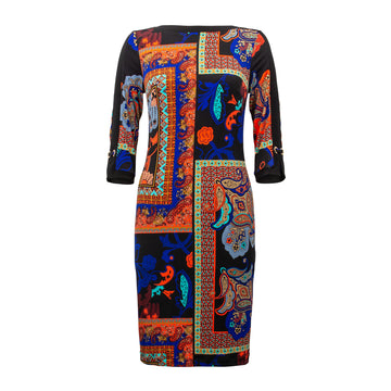 Modernes Freizeitkleid