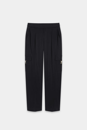 Tapered-Pants