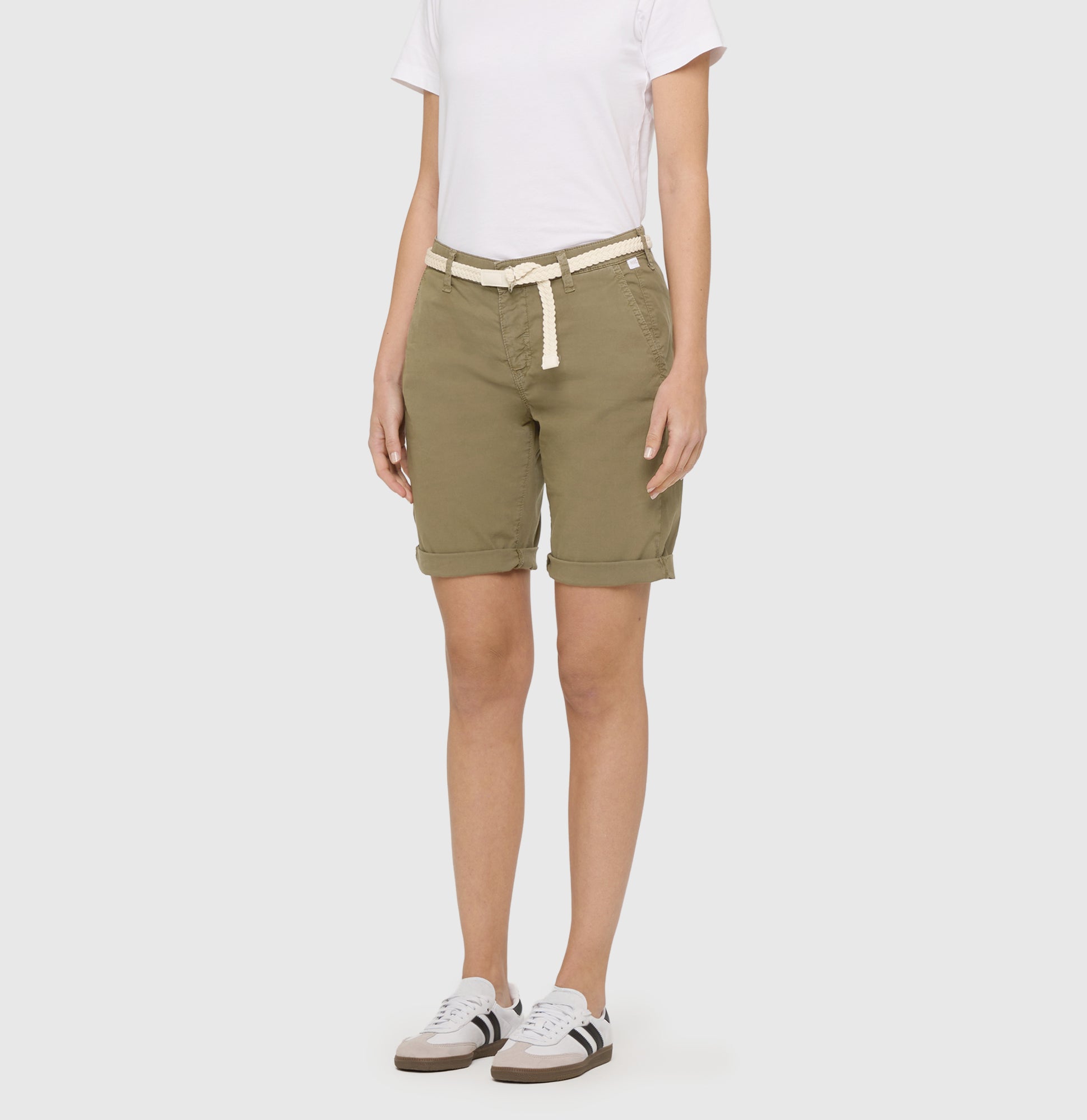MAC Jeansshorts  grün