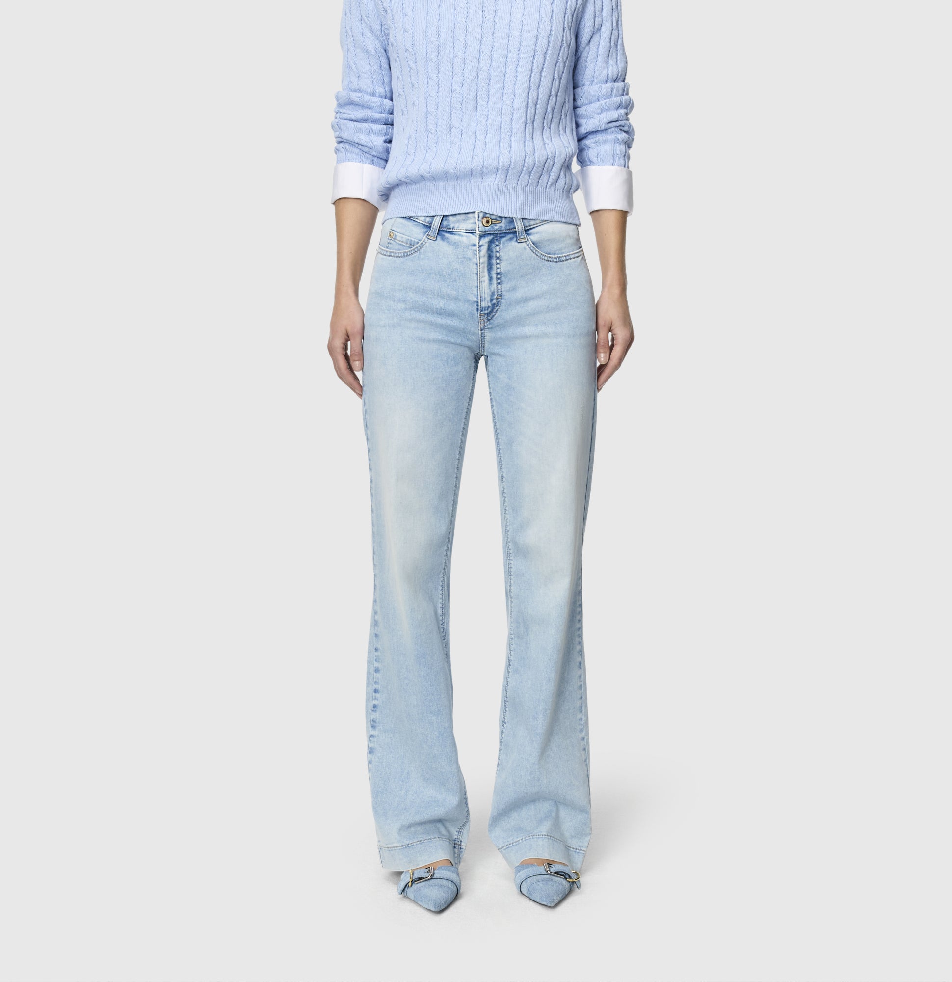 MAC Relaxed, Weit  blau