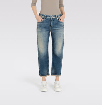 Straight-Fit Jeans