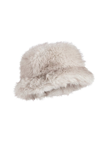 Kuscheliger Hut aus Fake Fur