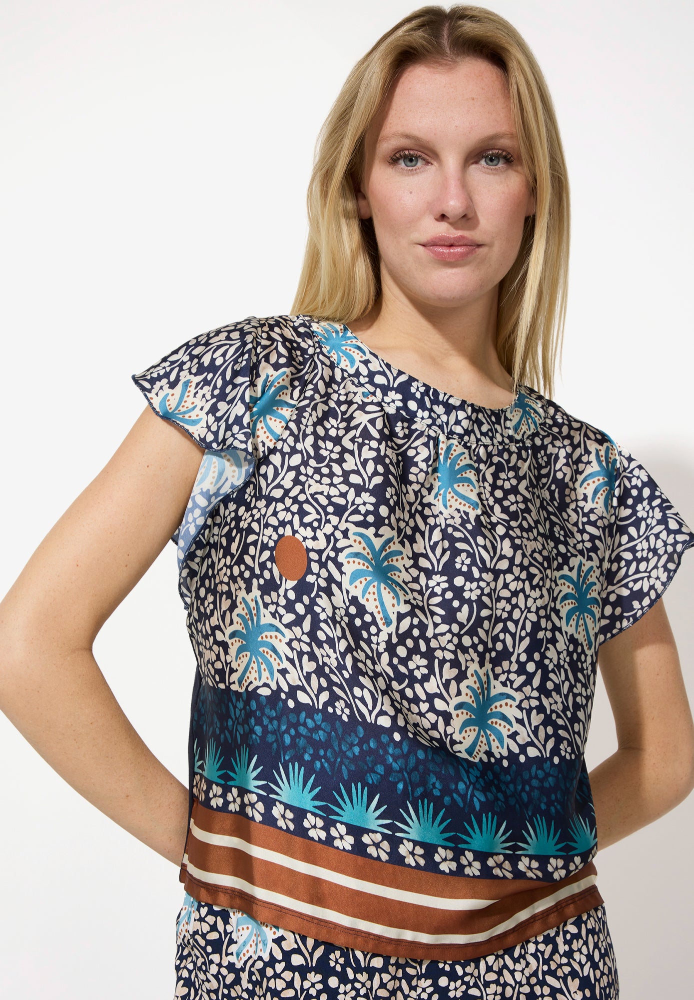 More&More T-Shirts  bunt