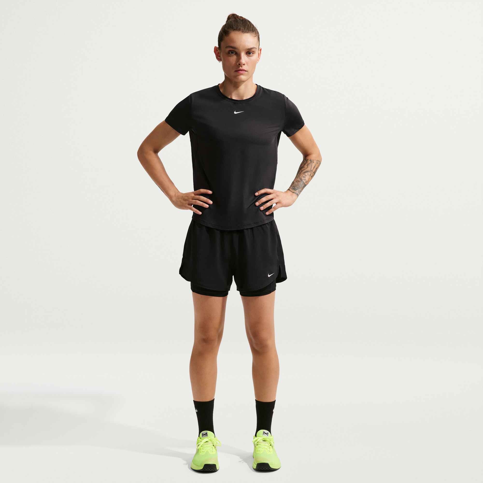 Nike Shorts  weiß